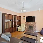 Cozy 3Br Townhome Walk To City Center & Park Free