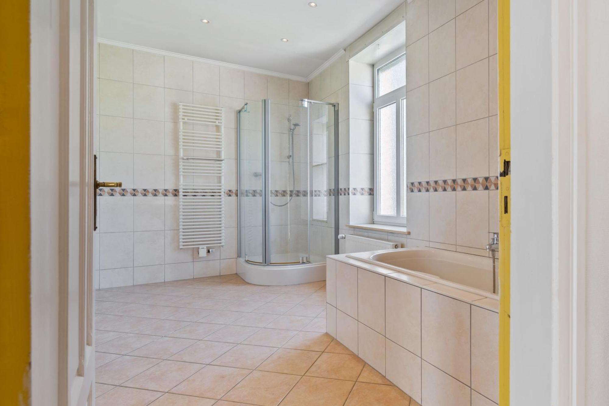 Vakantiehuis Cozy 3br Townhome Walk To Center & Park Free